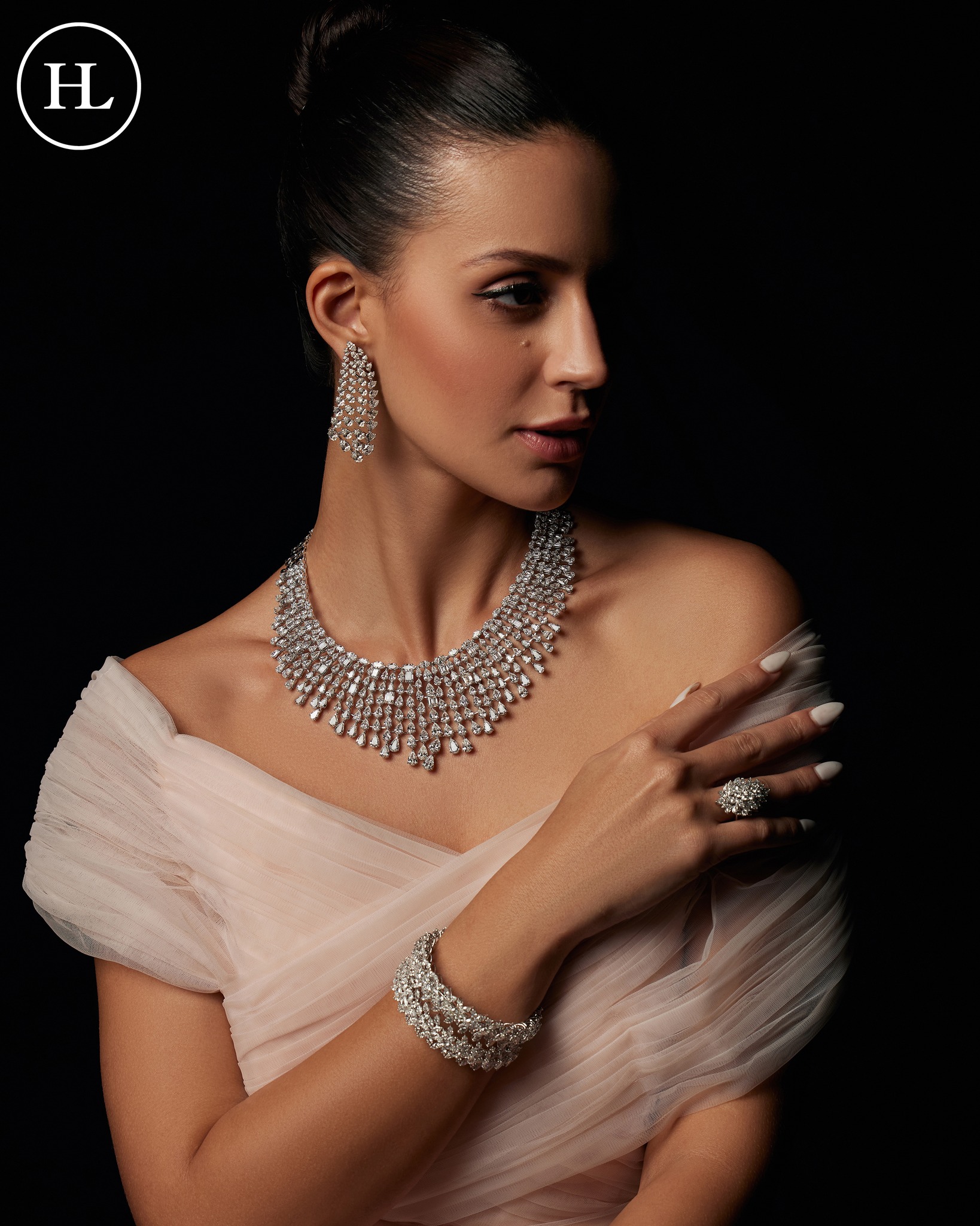 Embrace the Timelessness of Hazoorilal Mehandi Jewellery